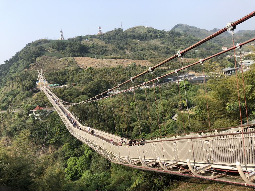 【旅遊札記】全家玩嘉義!太平雲梯、茶園風光好走好拍好難忘 【旅遊札記】全家玩嘉義!太平雲梯、茶園風光好走好拍好難忘